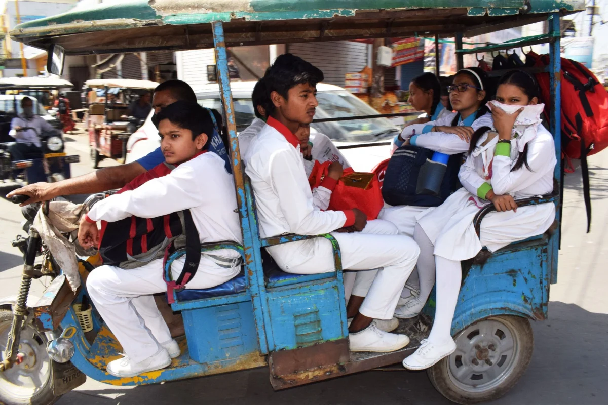 School buses in Noida will be inspected; unauthorized auto-rickshaws seized